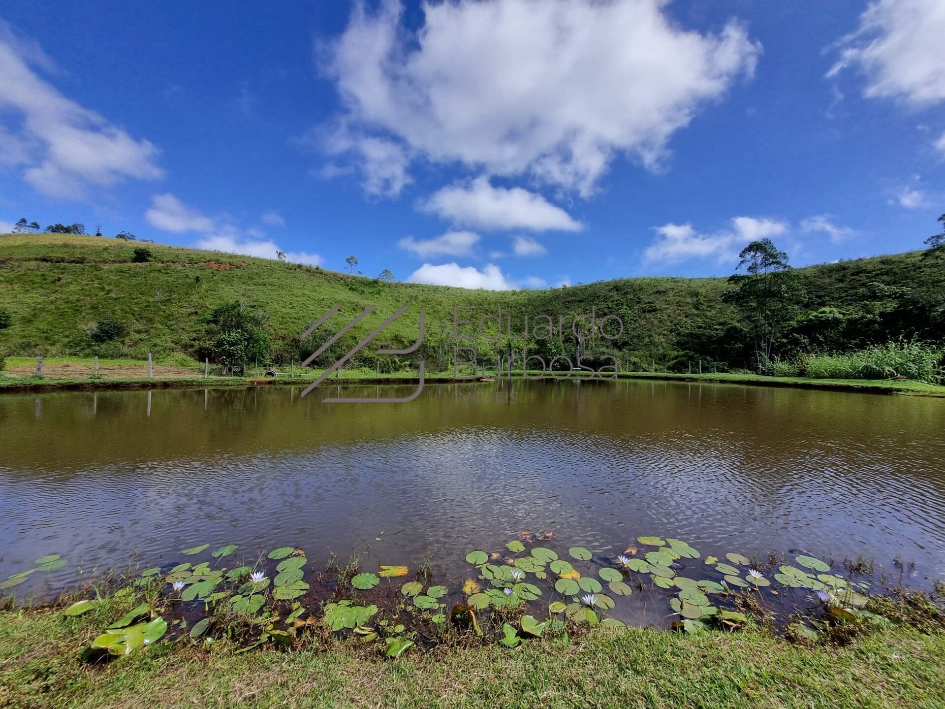 SITIO COM LAGO E ESCRITURA COM MATRICULA | NAZARÉ PAULISTA | 3 LAGOS