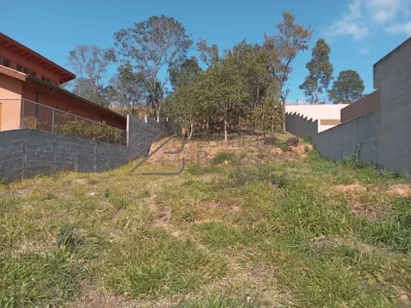 Terreno a venda em Aribaia