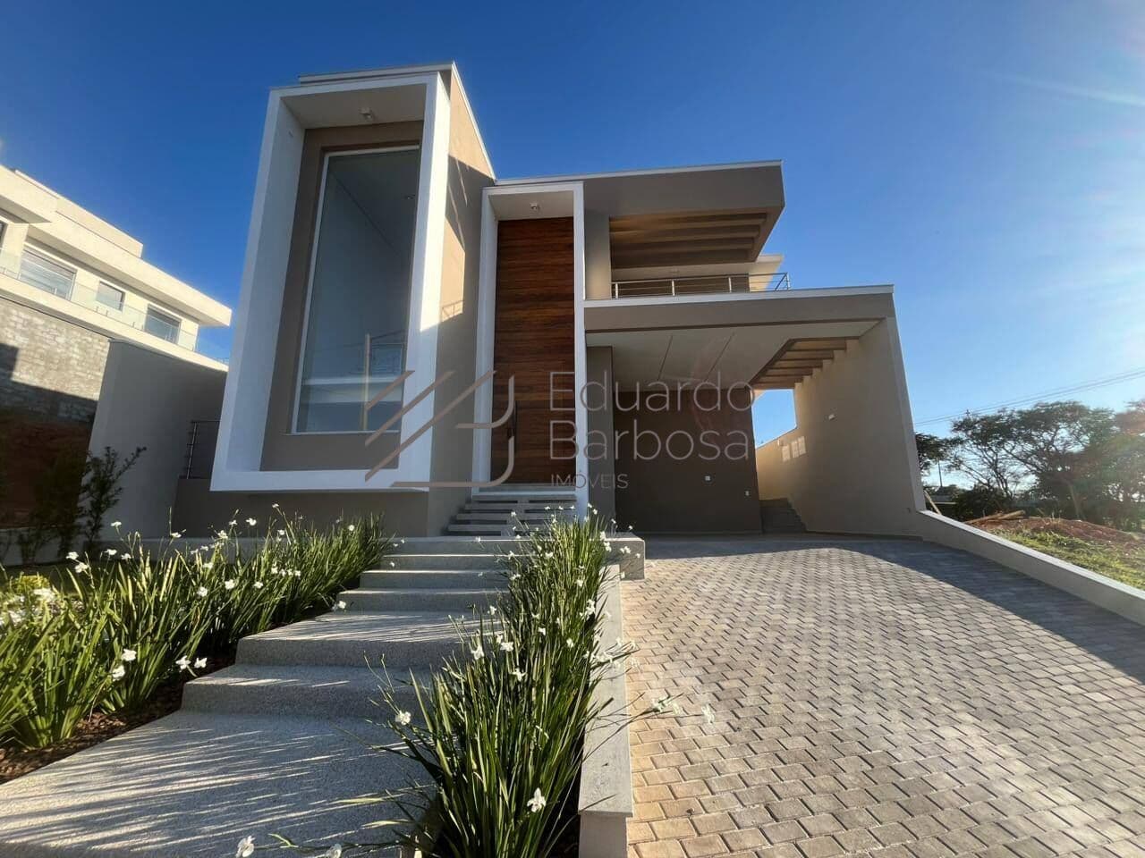 Casa Nova à Venda em Condomínio Fechado - Atibaia/SP