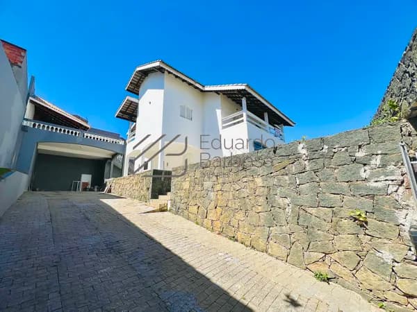 Sobrado para Locação Comercial em Mairiporã/SP