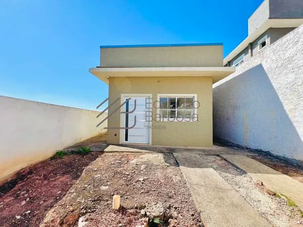 Casa à Venda em Mairiporã/SP