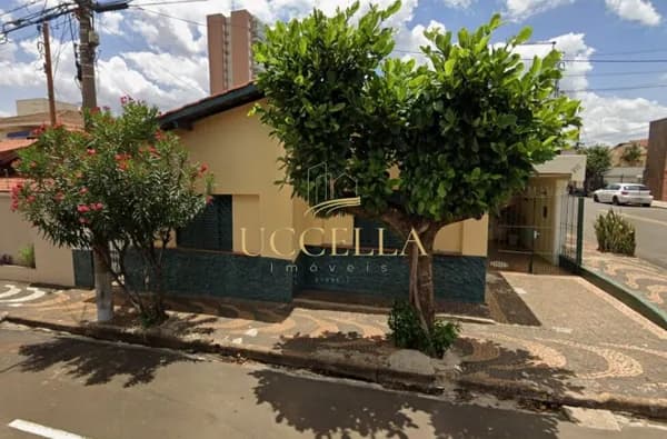 Casa em Araras - Centro