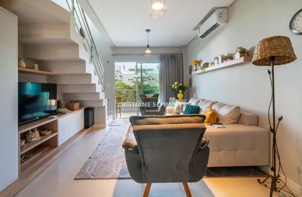 Cobertura Duplex mobiliada em Mariscal, Bombinhas/SC