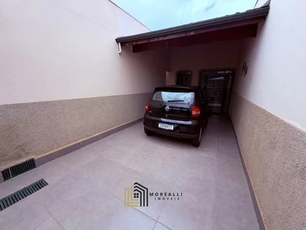 VENDEM-SE DUAS CASAS NO CENTRO DE BARRETOS