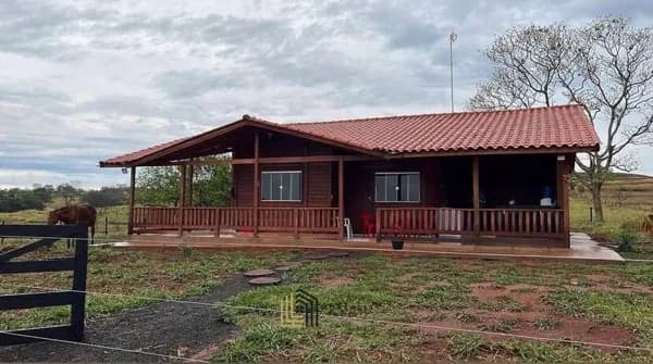 Fazenda em Campina Verde -MG à Venda com 46 Alqueires Mineiros, Estrutura Completa para Pecuária e Dupla Aptidão