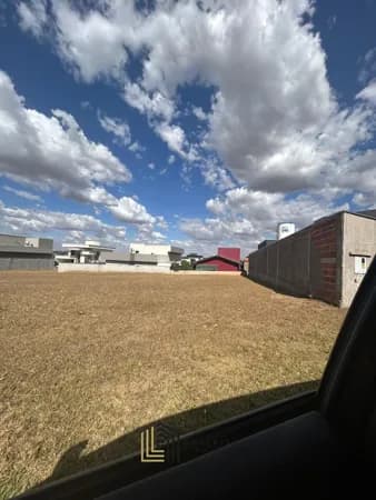 Lote à Venda – Condomínio Buona Vita