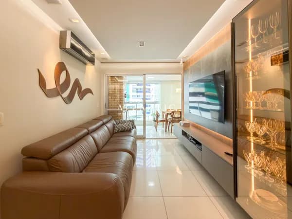 Apartamento de 3 quartos à venda no bairro Praia da Costa - Vila Velha/ES