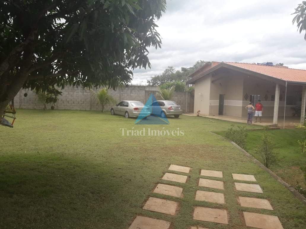 Chácara com 2 dormitórios, quintal, pomar em condomínio fechado em limeira sp