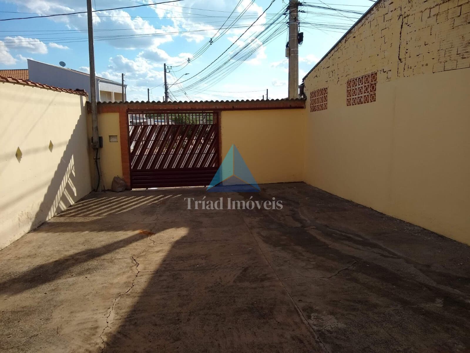 Casa a venda em Americana, no Jardim da Balsa I.