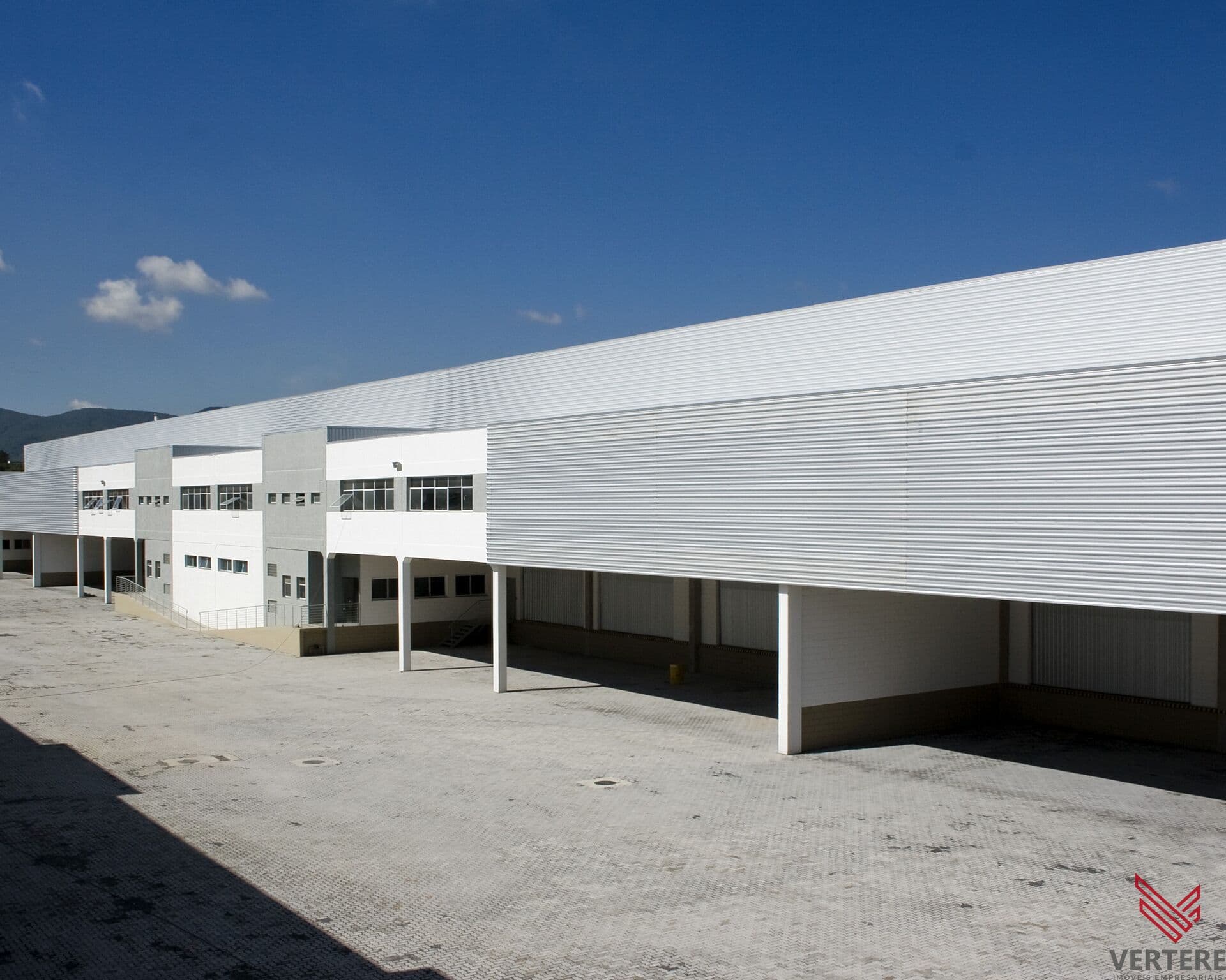 Galpão Condomínio Locação 4.303m2 - Jundiaí/SP