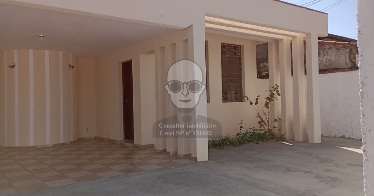 Casa em Vila Resende, Caçapava/SP