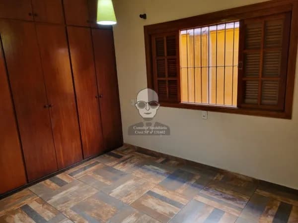 Caçapava - bairro Vl. Resende - Casa com 3 dormitórios sendo 1 suíte