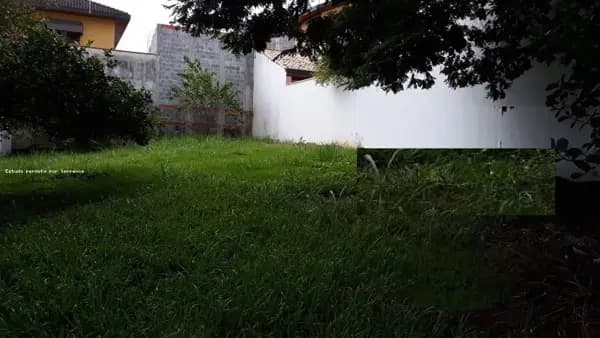 Terreno à venda no bairro Jardim Maria Cândida em Caçapava/SP