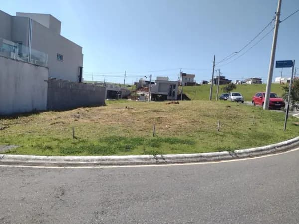 Terreno à venda no bairro Parque Residencial Maria Elmira em Caçapava/SP