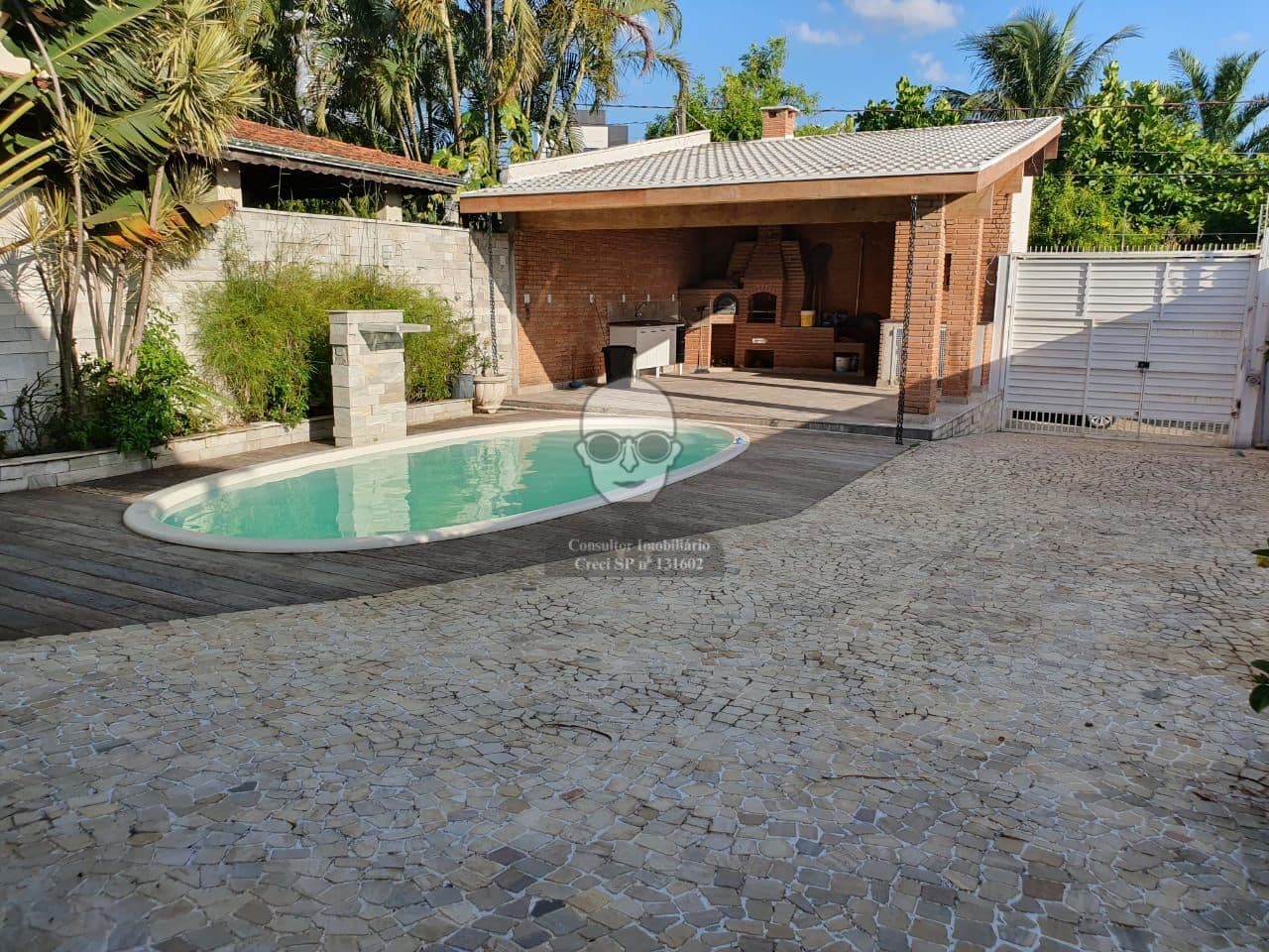 Caçapava/SP - Jd. América - Casa térrea 3 dormitórios com suíte