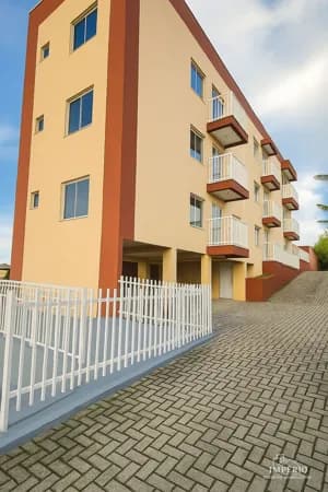 Apartamento em Colombo - São Gabriel