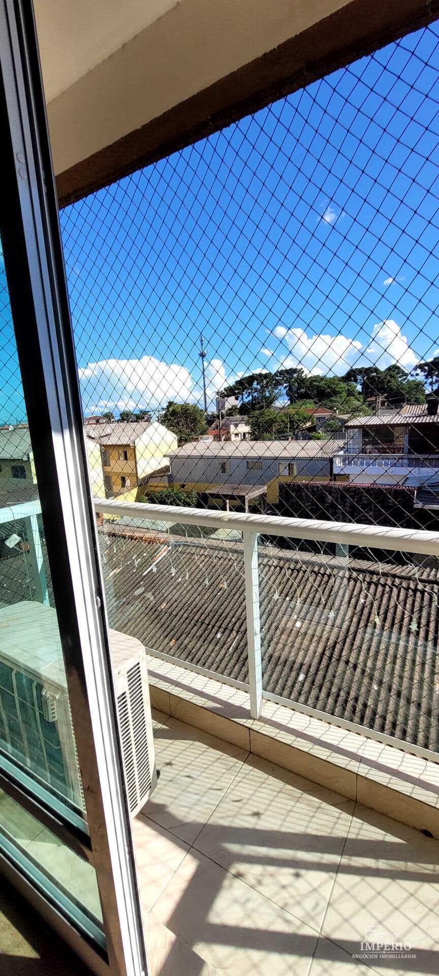 Apartamento em Colombo - Santa Terezinha