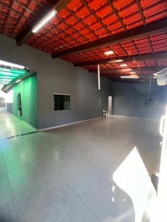 Casa à venda no bairro Laranjeiras em Uberlândia/MG