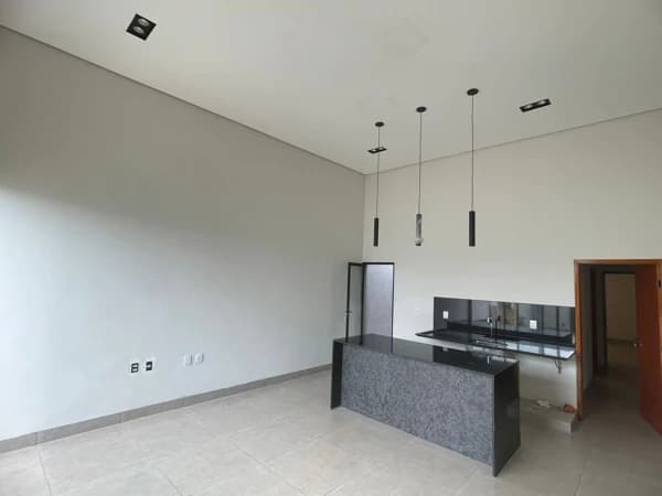 Casa à venda no bairro Planalto em Uberlândia/MG