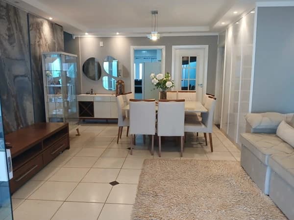 Casa à venda no bairro Alto Umuarama em Uberlândia/MG