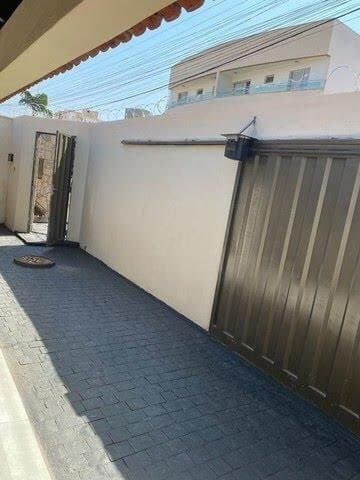 Casa à venda no bairro Jardim Patrícia em Uberlândia/MG