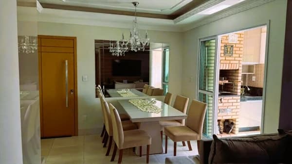 Apartamento à venda no bairro Santa Mônica em Uberlândia/MG