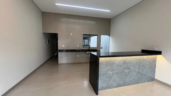 Casa à venda no bairro Laranjeiras em Uberlândia/MG