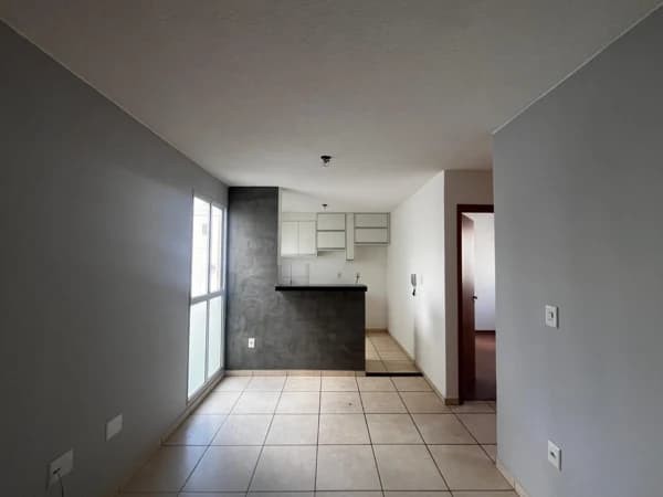Apartamento à venda no bairro Jardim Holanda em Uberlândia/MG