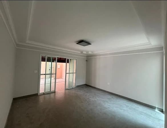Casa à venda no bairro Presidente Roosevelt em Uberlândia/MG