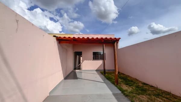 Casa à venda no bairro Shopping Park em Uberlândia/MG