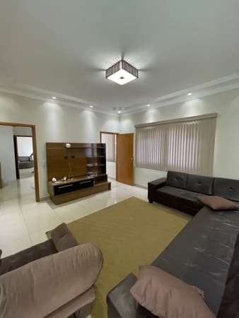Casa à venda no bairro Marta Helena em Uberlândia/MG