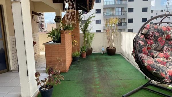 Apartamento à venda no bairro Santa Mônica em Uberlândia/MG