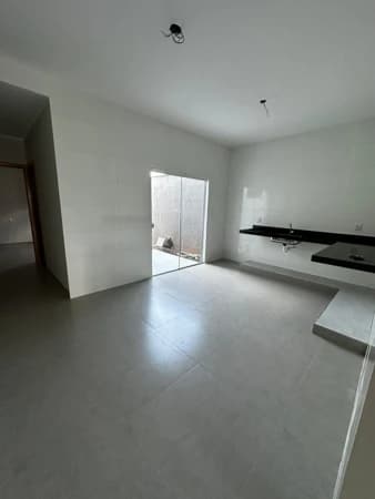 Casa à venda no bairro Minas Gerais em Uberlândia/MG