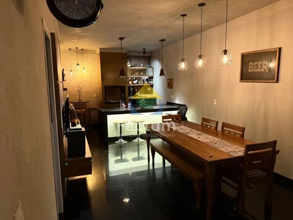 Casa em Uberlândia - Alto Umuarama