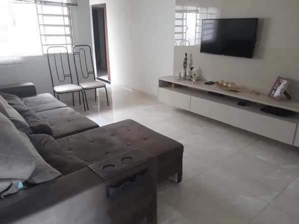 Casa à venda no bairro Brasil em Uberlândia/MG