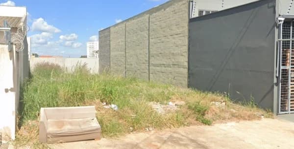 Terreno à venda no bairro Jardim Canaã em Uberlândia/MG