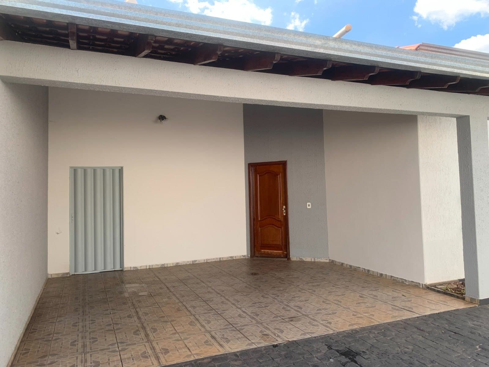 Casa à venda no bairro Jardim Patrícia em Uberlândia/MG