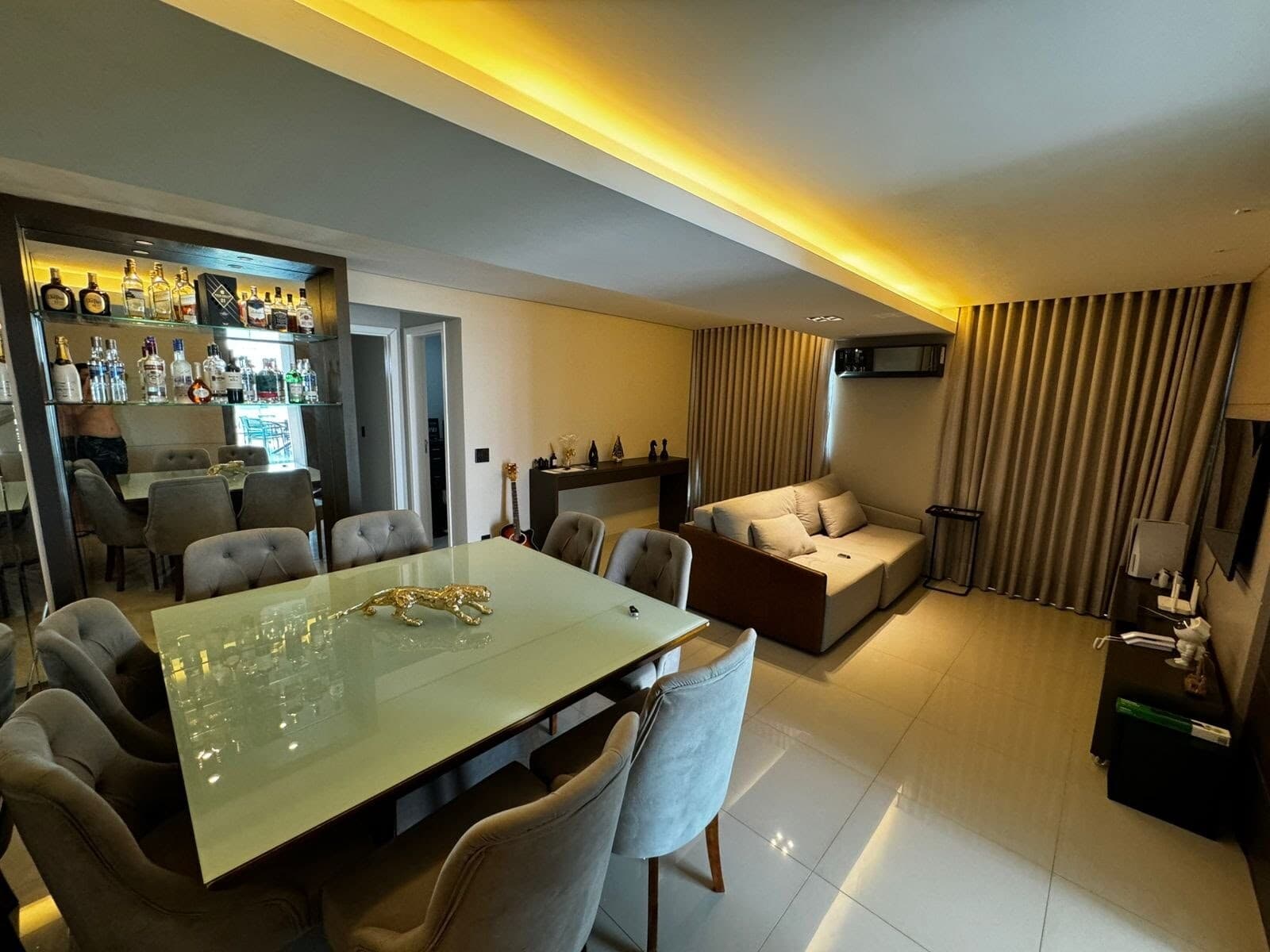 Apartamento à venda no bairro Saraiva em Uberlândia/MG