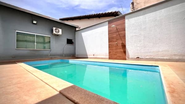 Casa à venda no bairro Alto Umuarama em Uberlândia/MG