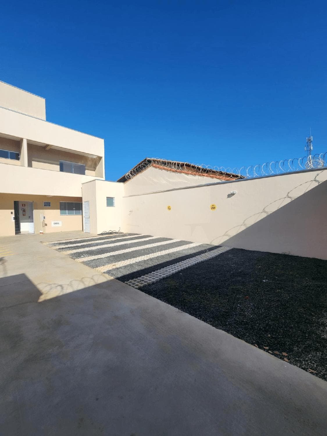 Apartamento à venda no bairro Segismundo Pereira em Uberlândia/MG