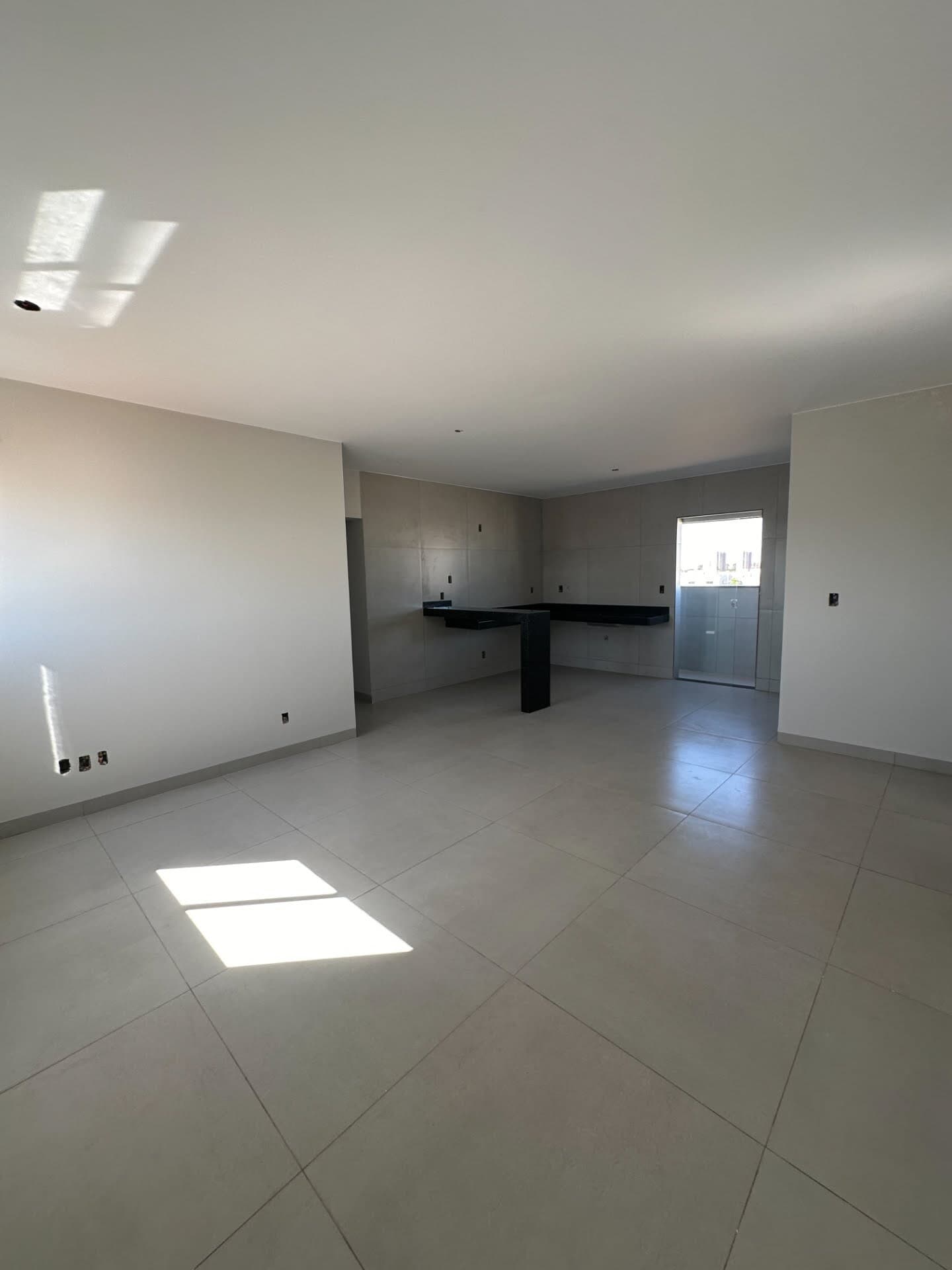Apartamento à venda no bairro Novo Mundo em Uberlândia/MG