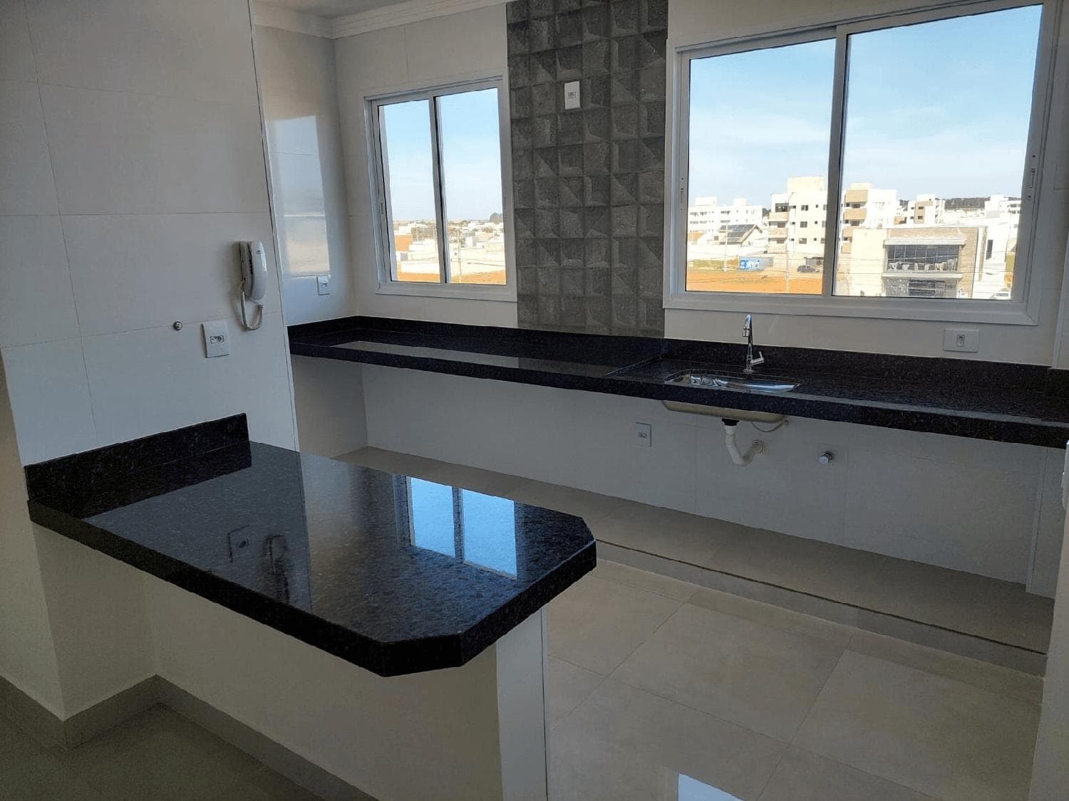 Apartamento à venda no bairro Novo Mundo em Uberlândia/MG