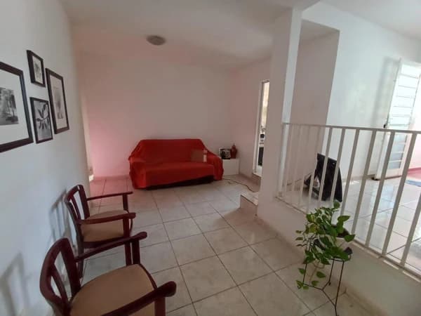 Casa à venda no bairro Daniel Fonseca em Uberlândia/MG
