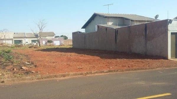 Terreno à venda no bairro New Golden Ville em Uberlândia/MG