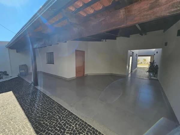 Casa à venda no bairro Jardim Europa em Uberlândia/MG