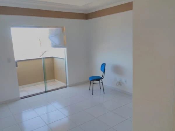 Apartamento à venda no bairro Jardim Holanda em Uberlândia/MG