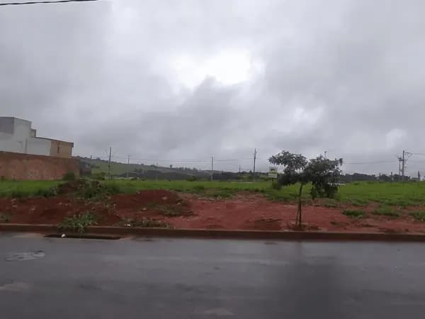 Terreno à venda no bairro Loteamento Portal do Vale II em Uberlândia/MG