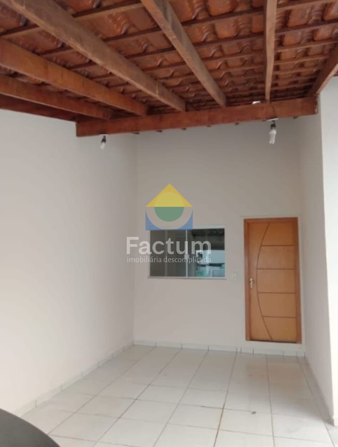Casa em Uberlândia - Jardim Holanda