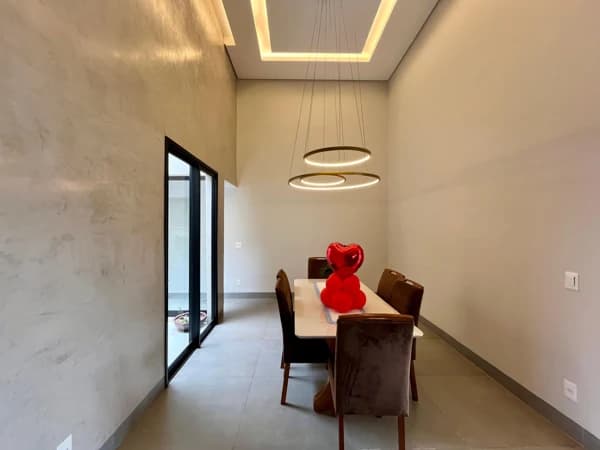 Casa à venda no bairro Grand Ville em Uberlândia/MG