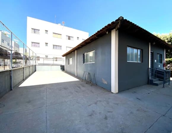 Apartamento à venda no bairro Granada em Uberlândia/MG